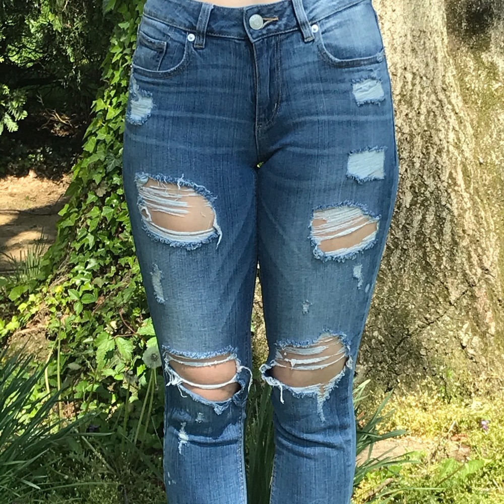 Garage stretch ripped jeans✨👖